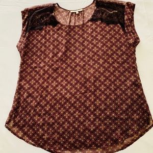 Lightweight Summery Daniel Rainn Top, size XL